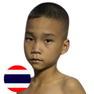 เพชรเนวิน เมฆดำมวยไทย