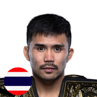 พระจันทร์ฉาย พี.เค.แสนชัยมวยไทยยิม