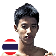 เพชรมรกต ชุมพรมวยไทย